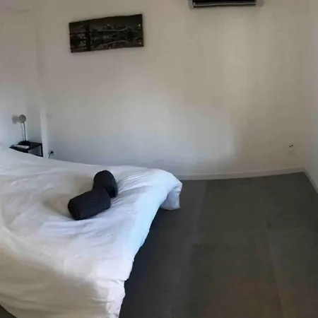 Charmante Maison A 5min De Marcoule Ferienhaus *