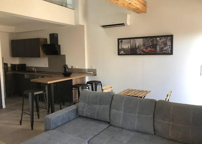 Holiday home Charmante Maison A 5min De Marcoule *